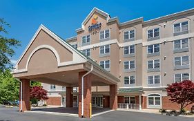 Comfort Inn And Suites Norfolk Airport